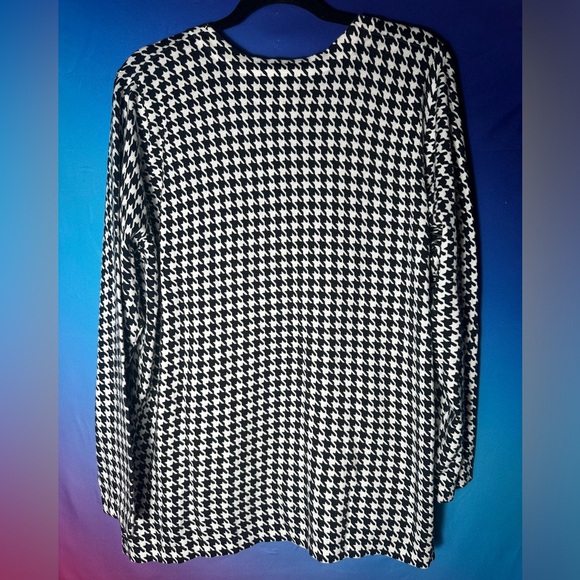 NWOT Joan Rivers | Women’s Size 1X Houndstooth Black and White Sweater Cardigan - Picture 2 of 5